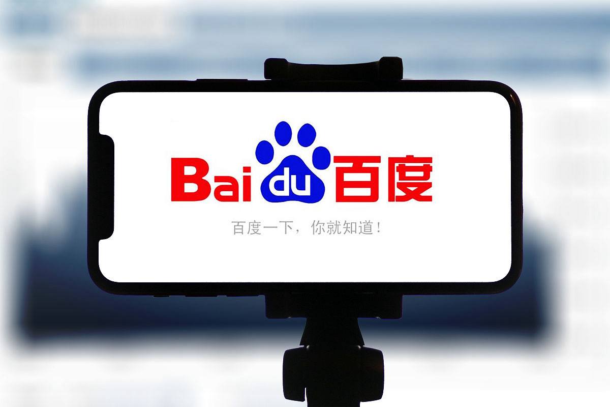 55世纪app官网海底捞回应家长就餐区给孩子接尿